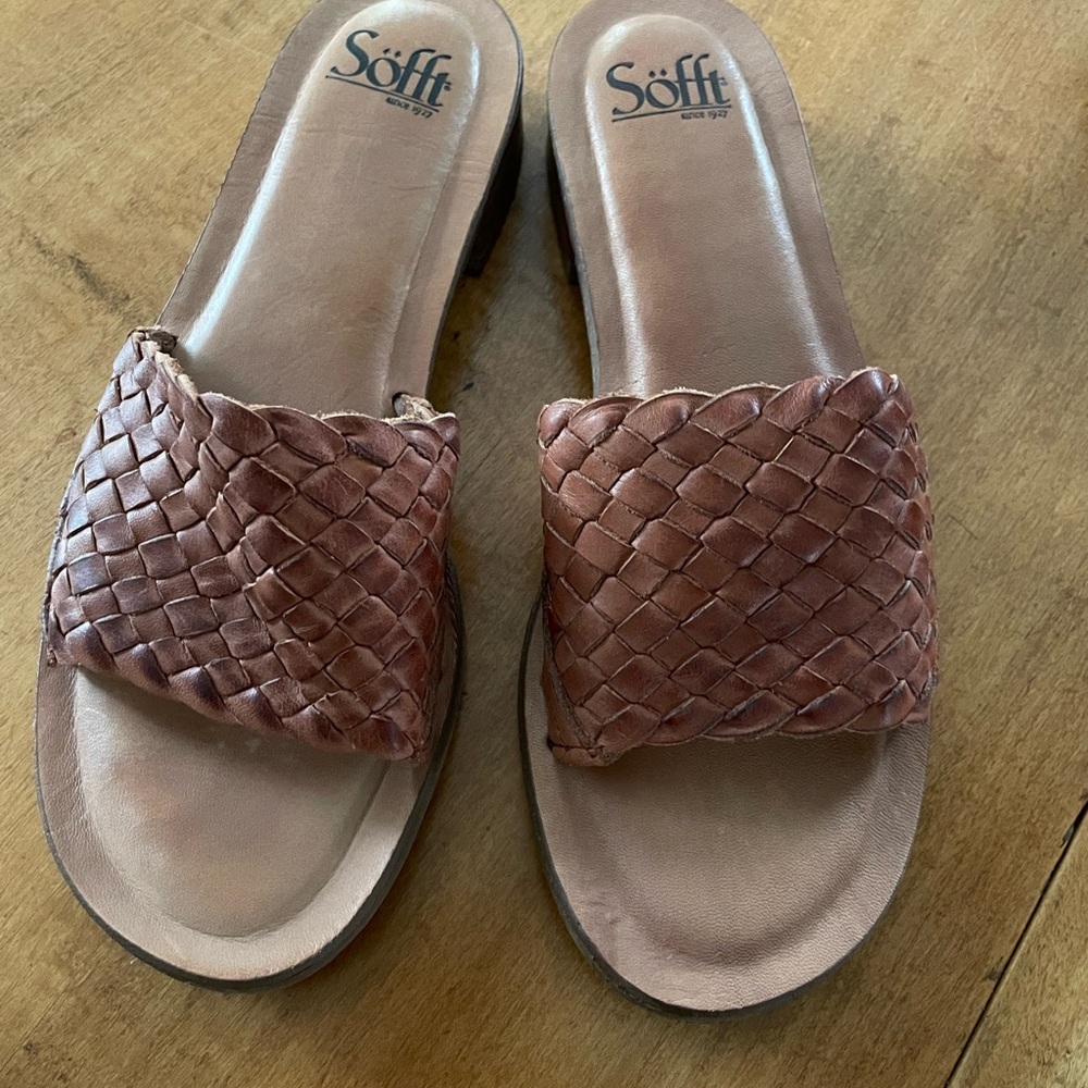Sofft Brown Leather Slide Sandals with Woven Strap
